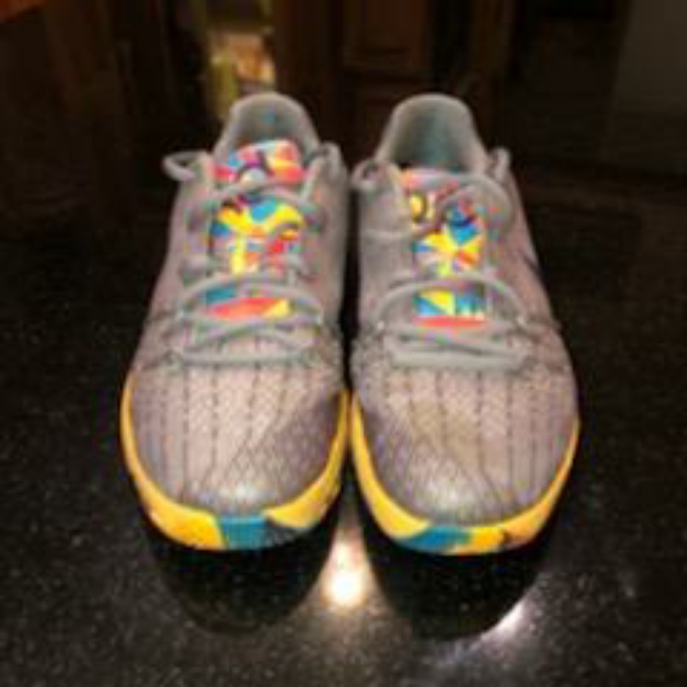 NIKE youth size 3 Shoes